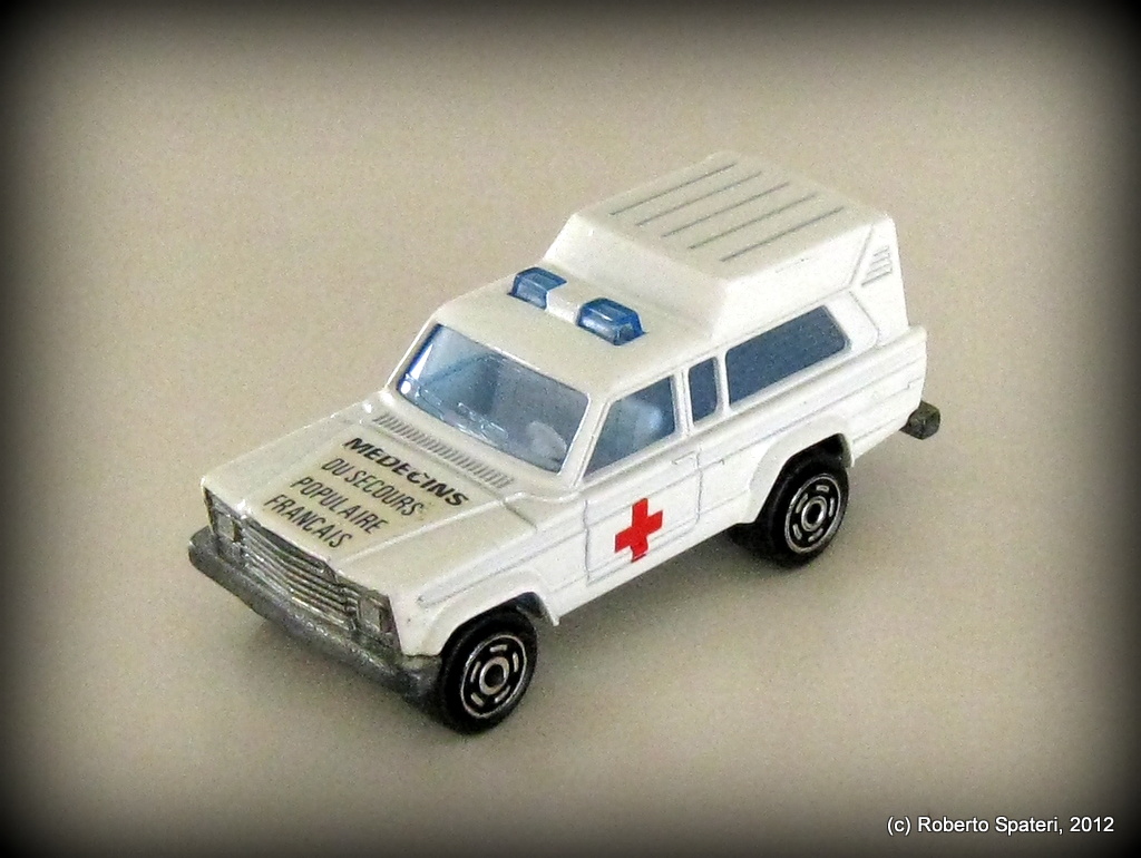 Majorette Ford Bronco Ambulance (n.269-A)